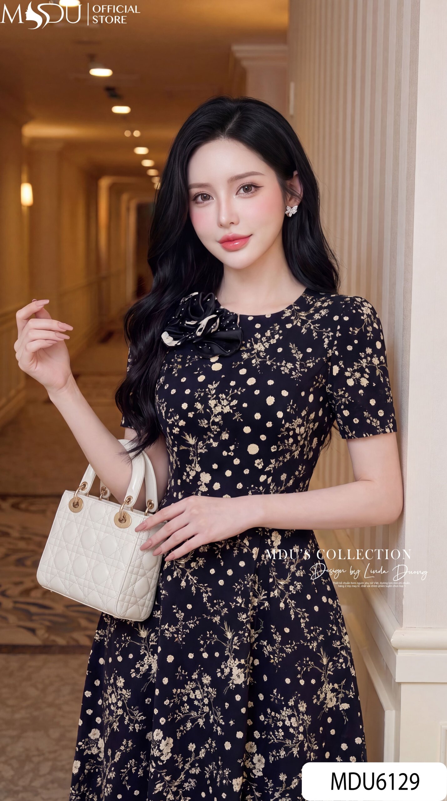 Váy Thiết Kế MDU6129 – Lụa Viscose Đen Họa Tiết, Hoa Thủ Công Đính Cổ Sang Trọng 6 Váy Thiết Kế MDU6129 – Lụa Viscose Đen Họa Tiết, Hoa Thủ Công Đính Cổ Sang Trọng - Ảnh 4