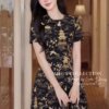 Váy Thiết Kế MDU6128 – Lụa Viscose Đen Họa Tiết, Hoa Thủ Công Đính Cổ Tinh Tế 10 Keep the models 202603281112 Mdu Fashion