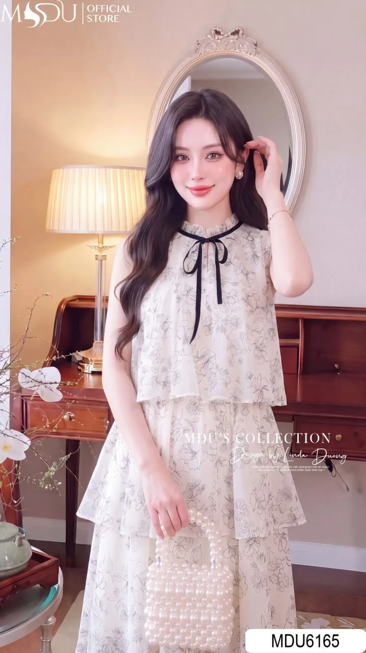 Váy Thiết Kế MDU6165 Tơ Óng Hàn Babydoll 3 Tầng Họa Tiết Hoa Dây Buộc Nơ Cổ Nữ Tính 5 Váy Thiết Kế MDU6165 Tơ Óng Hàn Babydoll 3 Tầng Họa Tiết Hoa Dây Buộc Nơ Cổ Nữ Tính - Ảnh 3