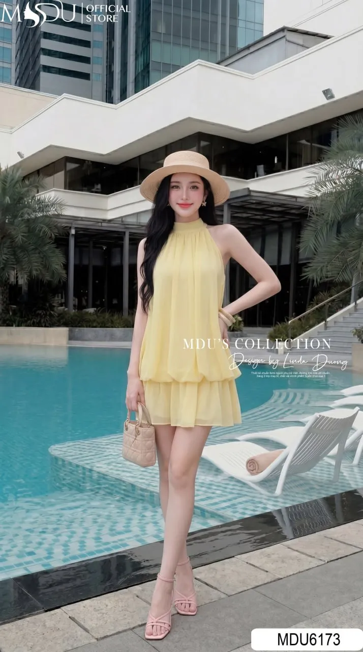 Váy Thiết Kế MDU6173 Tơ Tằm Vàng Dáng Ngắn Cổ Yếm Thanh Lịch Quyến Rũ Tôn Da