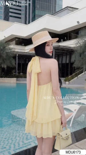 Alternative view of Váy Thiết Kế MDU6173 Tơ Tằm Vàng Dáng Ngắn Cổ Yếm Thanh Lịch Quyến Rũ Tôn Da