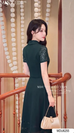 Alternative view of Set Váy Thiết Kế MDU6255 Gold Nhật Xanh Rêu Đậm Phối Ren Nổi Cúc Cài Thanh Lịch Quý Phái
