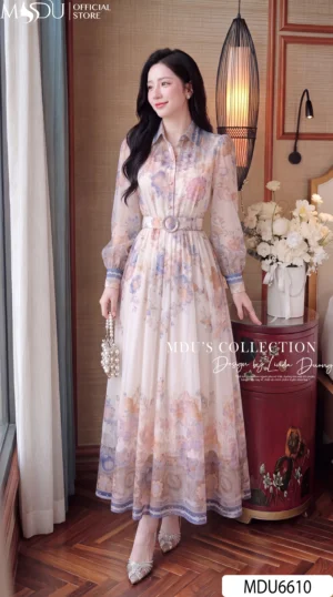 Alternative view of Váy Thiết Kế MDU6610 – Tơ Hàn Nền Kem Hoa Pastel, Cổ Sơ Mi Phối Đai Eo Thanh Lịch