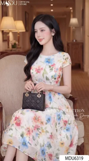 Alternative view of Váy Thiết Kế MDU6319 Mango Ý Cao Cấp Nền Trắng Hoa Rực Rỡ, Tinh Khôi Và Rạng Rỡ Đầy Sức Sống