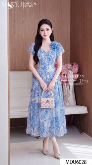Alternative view of Váy Thiết Kế MDU6028 Tơ Hàn Cao Cấp Họa Tiết Xanh Thanh Nhã, Bay Bổng Và Đầy Sức Sống