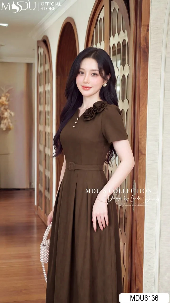 Váy Liền MDU6136 – Nâu Sang Trọng, Tinh Tế Với Hoa Cuốn Thủ Công 5 Váy Liền MDU6136 – Nâu Sang Trọng, Tinh Tế Với Hoa Cuốn Thủ Công - Ảnh 3