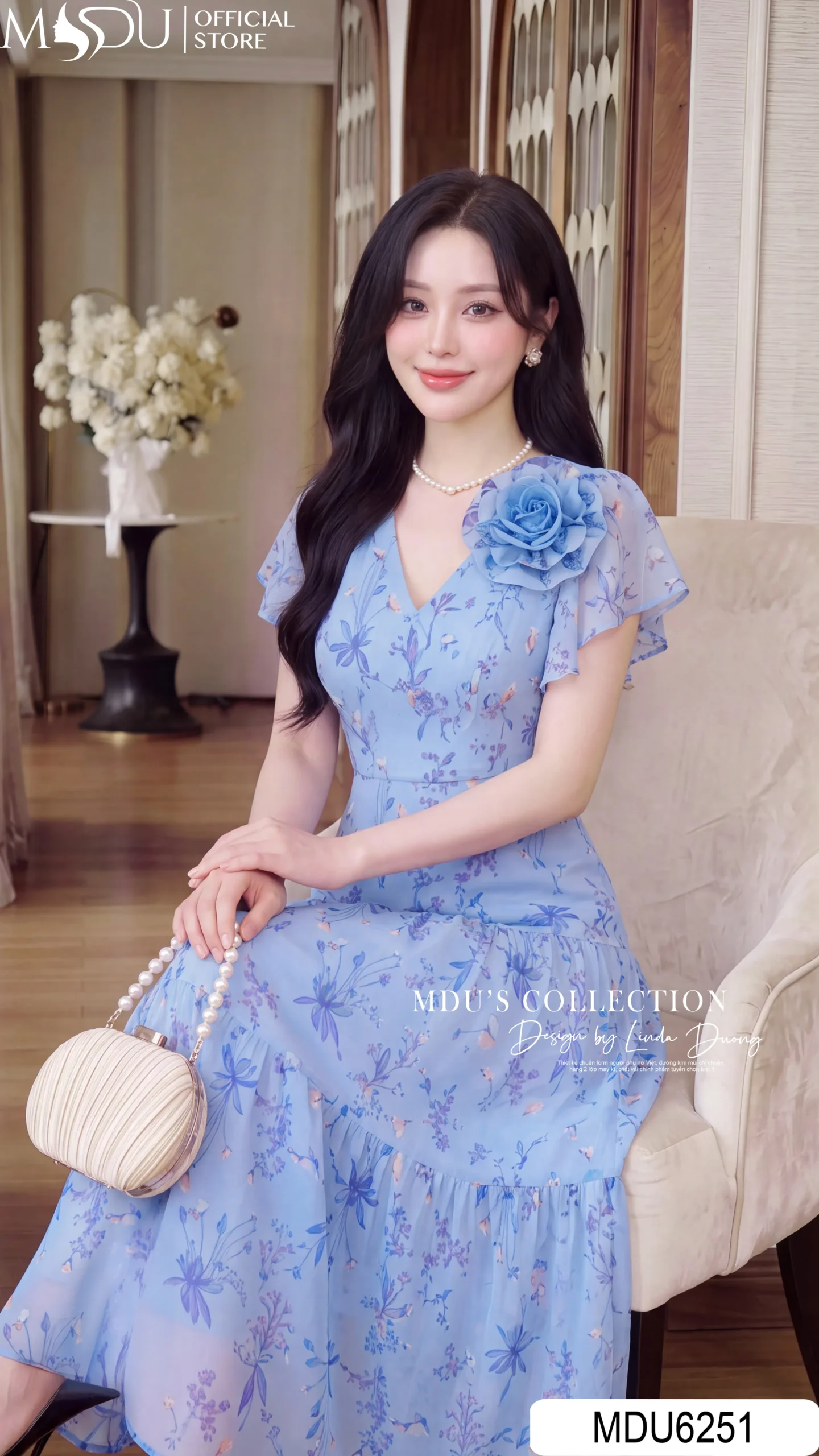 Váy Liền MDU6251 Tơ Hàn Cao Cấp Dáng Xòe Họa Tiết Xanh Phối Hoa Thủ Công Nữ Tính 5 Váy Liền MDU6251 Tơ Hàn Cao Cấp Dáng Xòe Họa Tiết Xanh Phối Hoa Thủ Công Nữ Tính - Ảnh 3
