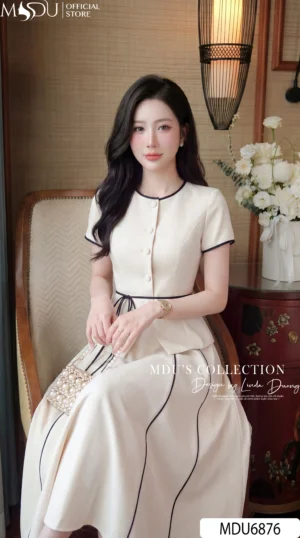 Alternative view of Set Thiết Kế MDU6876 – Mango Ý Màu Kem, Áo Cúc Cài Phối Đai Buộc Eo Đính Liền