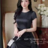 Váy Thiết Kế MDU6631 – Twist Satin Đen, Hoa Thủ Công Phối Tùng Cách Điệu Sang Trọng 12 Replace model outfit with reference 202608301533 6 11zon Mdu Fashion