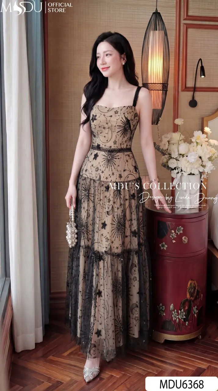 Váy Thiết Kế MDU6368 Tuyn Thêu Đen Phối Lót Nude, Bay Bổng Và Quyến Rũ Đầy Tinh Tế 4 Váy Thiết Kế MDU6368 Tuyn Thêu Đen Phối Lót Nude, Bay Bổng Và Quyến Rũ Đầy Tinh Tế - Ảnh 2
