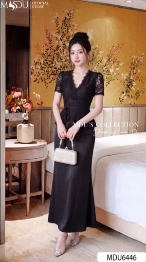Alternative view of Set Thiết Kế MDU6446 Ren Hoa Nổi Phối Twist Satin Đen, Thanh Lịch Và Cuốn Hút